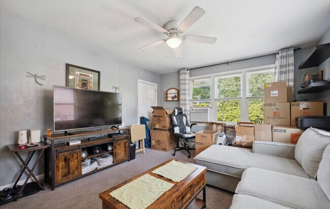 Photo - 708 Lindale Ave Unit 2nd Floor