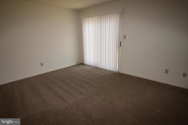 Photo - 2437 Norrington Dr