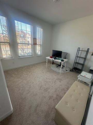 Photo - 536 Breeds Hl Rd