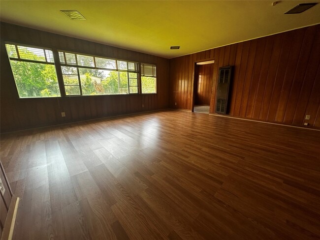 Photo - 5210 Stuyvesant Ln