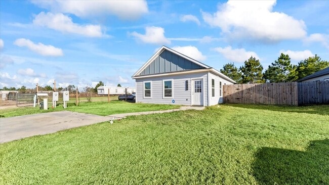 Photo - 1428 Rd 5607