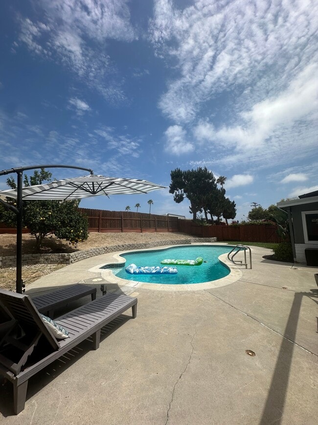 514 Luna Dr