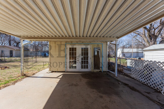 Photo - 743 N Gow St