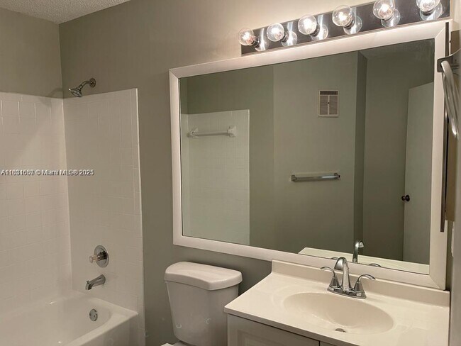 Photo - 601 Lyons Rd Unit 7203