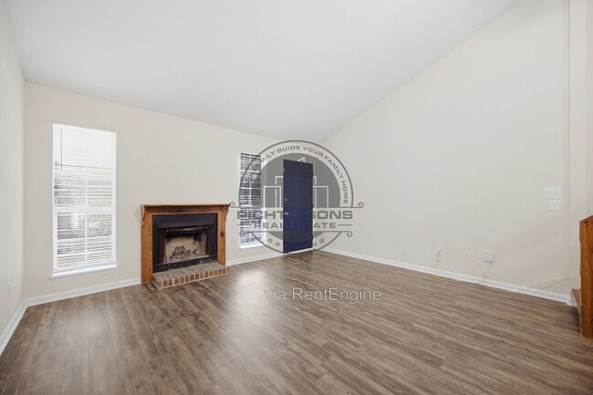 Photo - 1209 Chee Ln