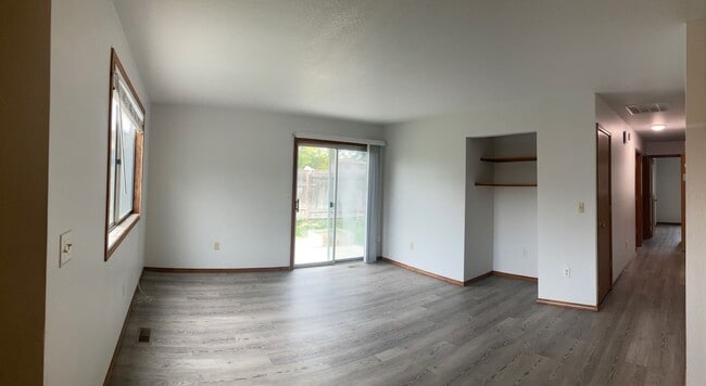 Photo - Duplex In Quiet Neighborhood