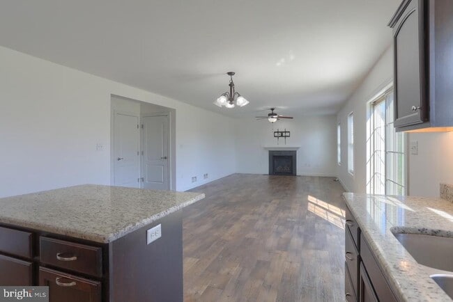 Photo - 100 Bamboo Wy