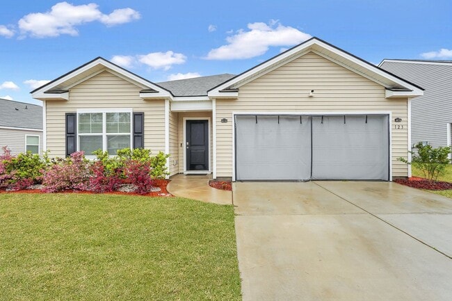 Building Photo - 4 Bed, 2 Bath Gem in Park West!