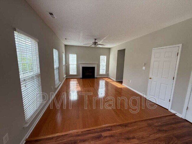 Photo - 281 Joshua Glen Ln