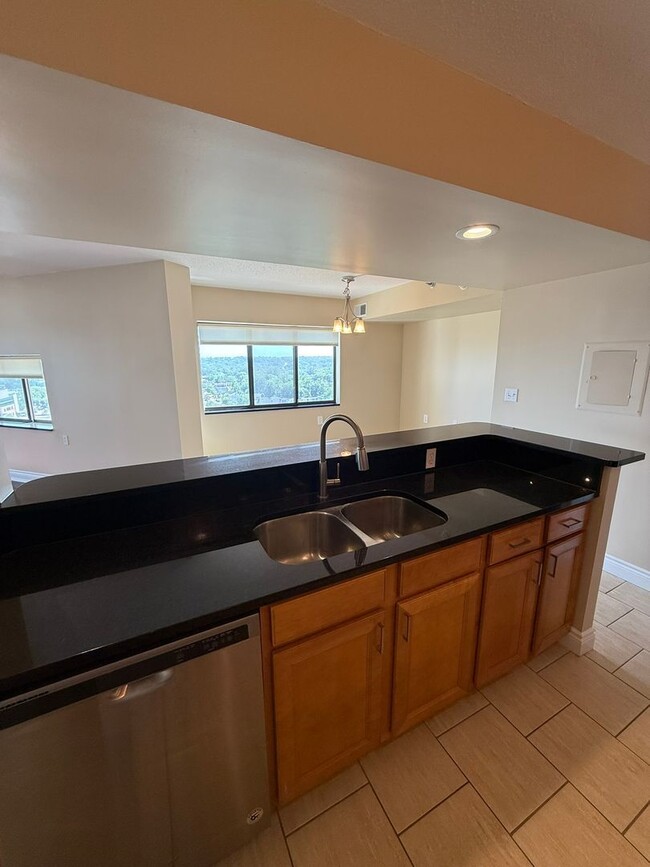 525 S Burdick St Unit 3605