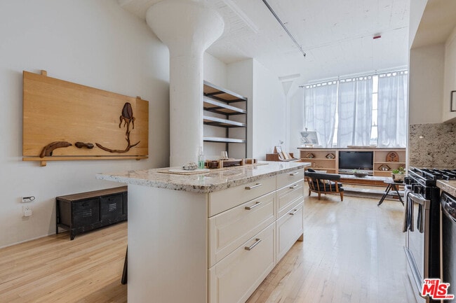 Photo - 420 San Pedro St Unidad 423