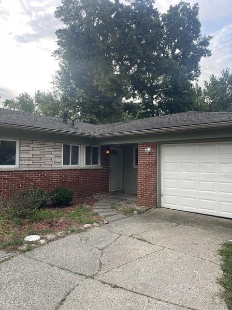 Photo - 23484 Larkshire St