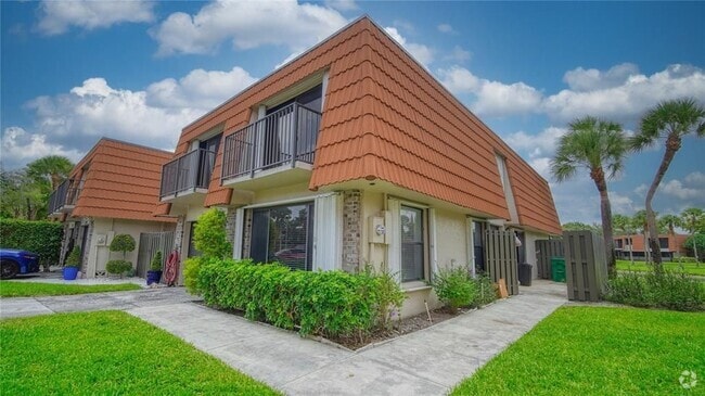 Building Photo - 11101 SW 15th Manor Rental