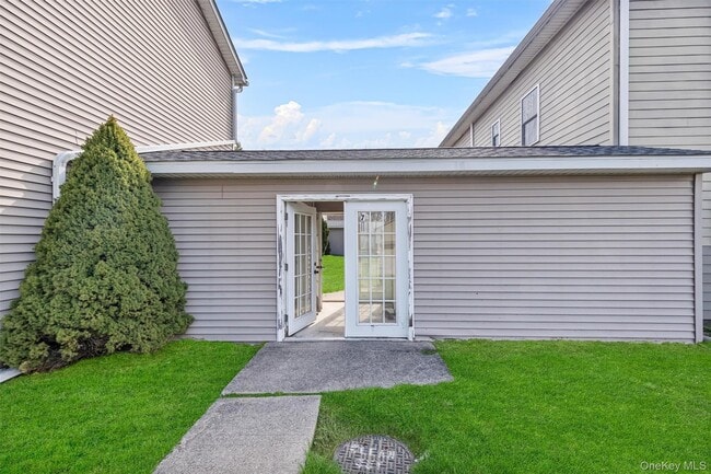 Photo - 18-18 Willow Way Unit 7