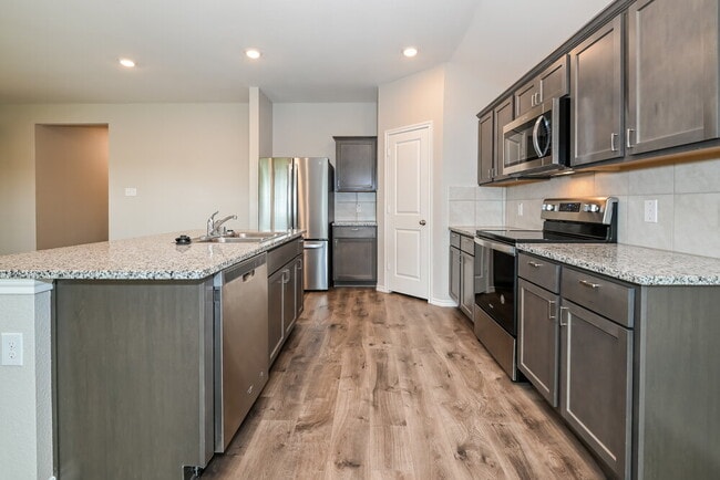 Photo - 2618 Saldana Dr
