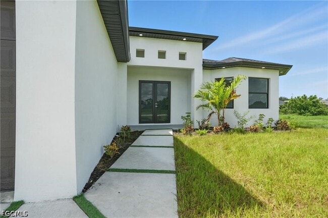 Photo - 472 Rajah St