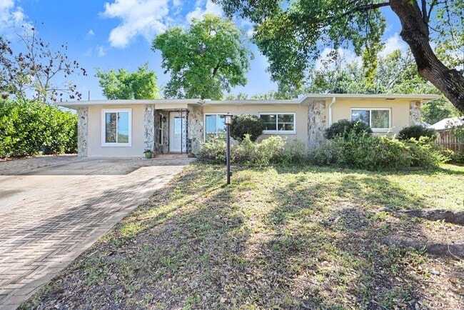 Photo - 6703 N River Blvd