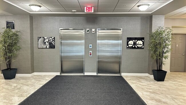 Photo - 1 Cityview Ln Unit 210