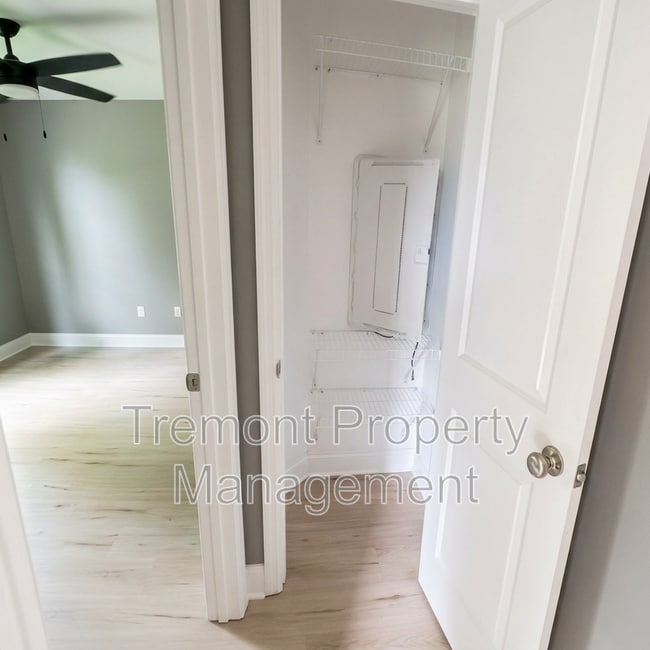 Photo - 2405 Harley St