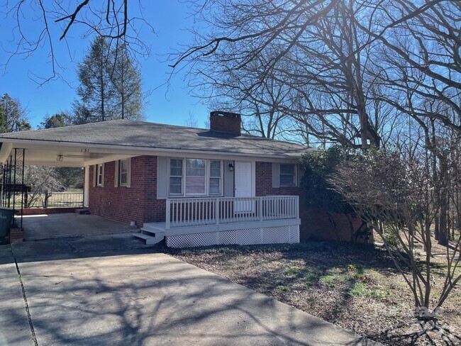 Building Photo - 131 Butterfield Cir Rental