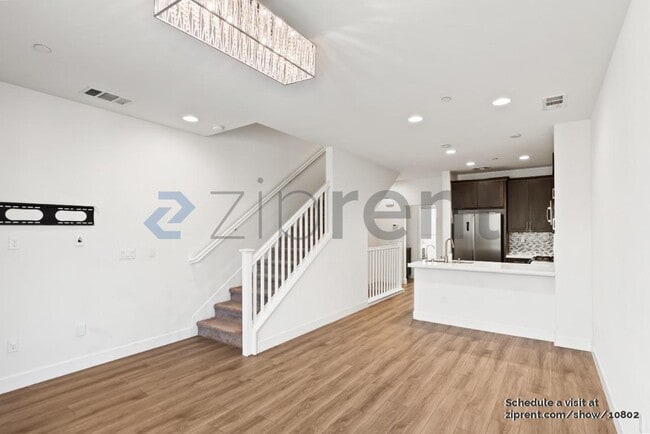 Photo - 5533 Great Oaks Pky