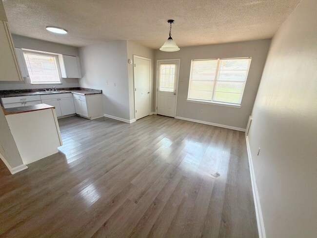 Photo - Newly Renovated Home In Whitehaven - Open To Section 8