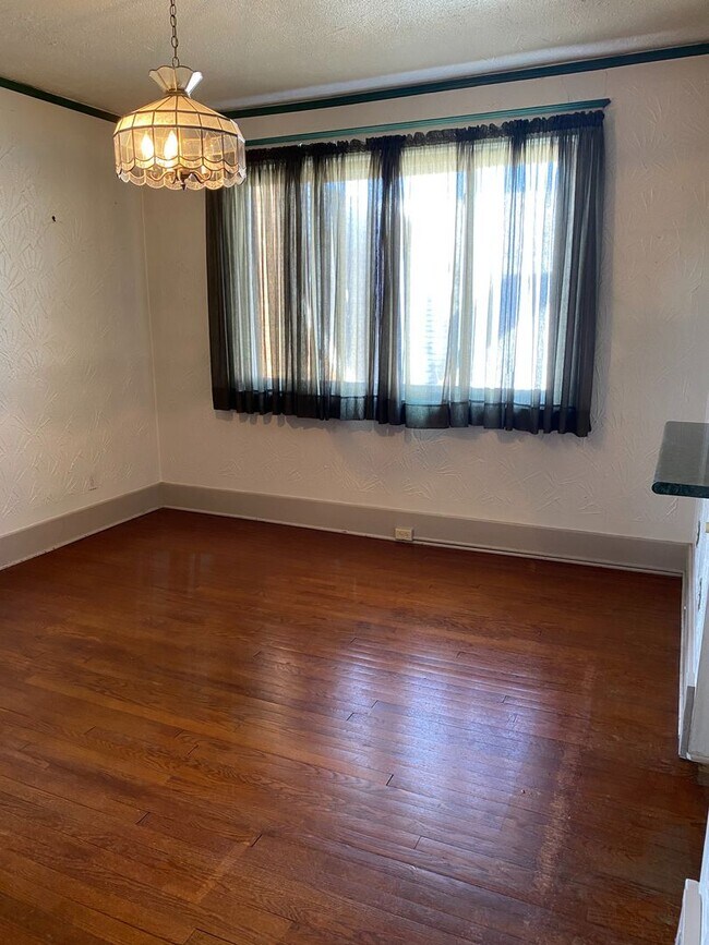 Three Bedroom 1/2 Duplex in Alton Rental House Rental in Alton, IL