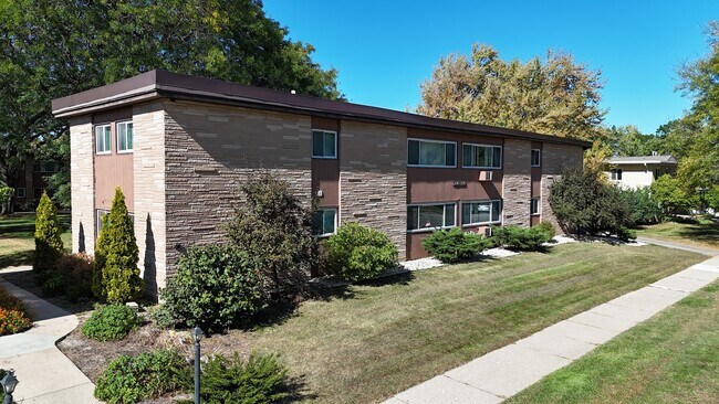 Photo - Faircrest Apartments