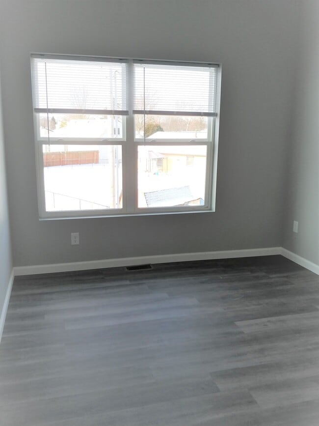 Photo - Evard Place - Solar Powered