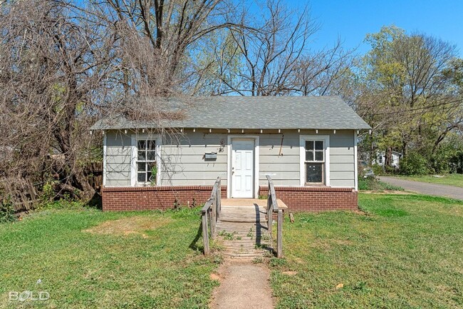 Photo - 433 Yarbrough St.-