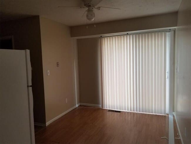 Photo - 1245 Overbrook Dr