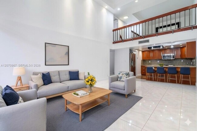 20347 W Country Club Dr