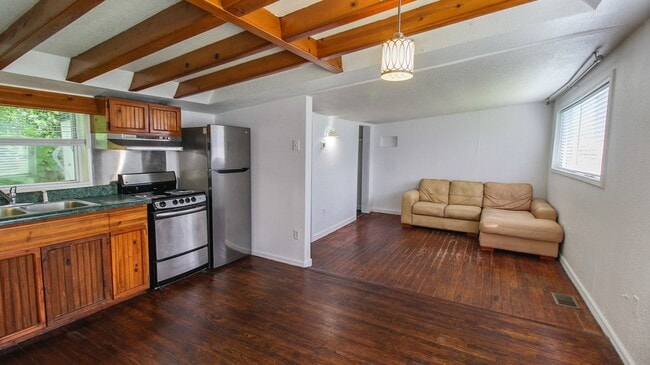 Photo - 1709 Cloverlawn Ave