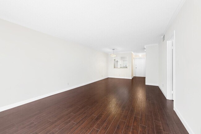 Photo - 1750 NW 3rd Terrace Unidad 105C