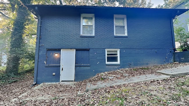 Photo - 2875 3rd Ave SW Unit B