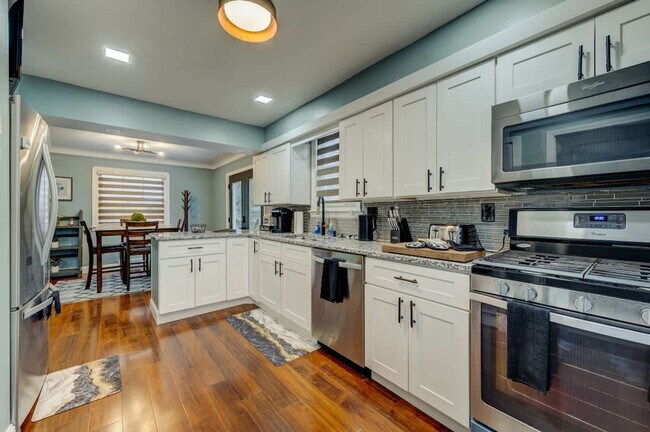 3855 Grosvenor Rd Unit SI ID1496039P