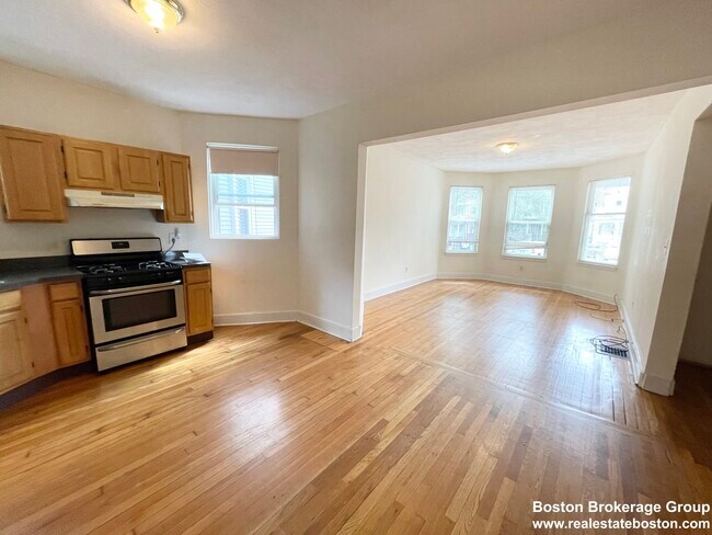 Photo - 33 Edison Grn Unit 1