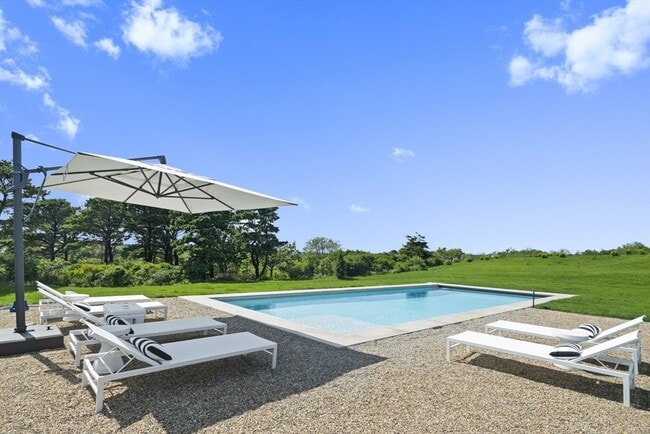 Photo - 10 Maxey Pond Rd