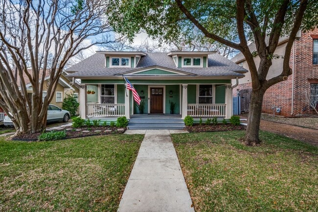 Lower Greenville Craftsman w/ Guest House - Lower Greenville Craftsman w/ Guest House