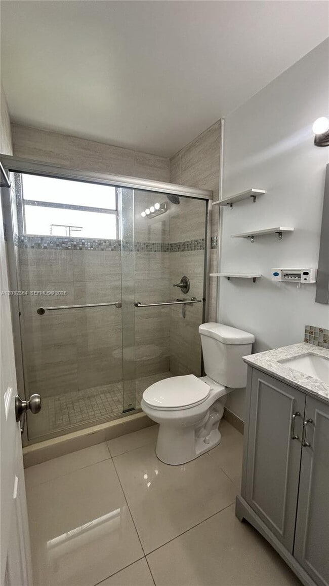 Photo - 10377 N Kendall Dr Unit K8