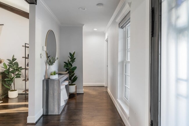 Photo - 1208 Scenic Dr