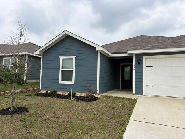 Photo - 3 BR/2BA | Newer Construction  Spacious Single-Story  | Covered Patio |With Flex Room!