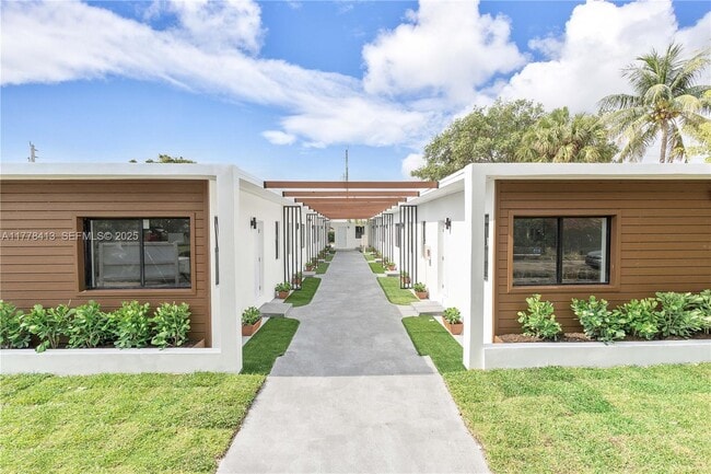 Photo - 1946 Pierce St Unit 6