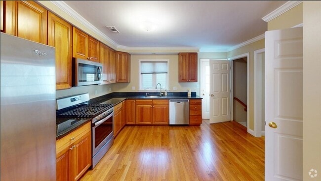 Building Photo - 42 Francis St Unit 0 Rental