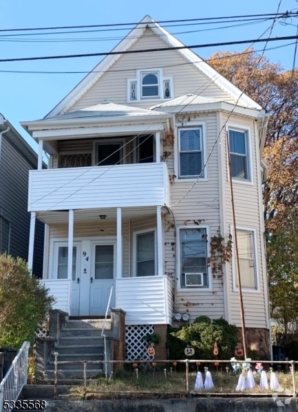 Building Photo - 94 Grant St Rental