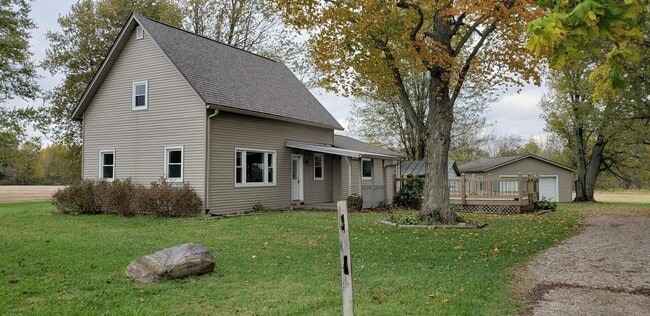 Building Photo - 3622 US-42