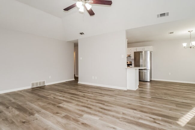 Photo - 7931 Claredale Dr