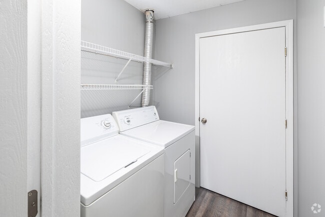 Bradford - Laundry Room