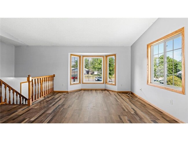 Photo - 11874 Jonquil St NW