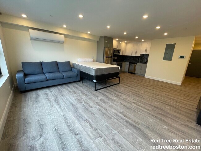 Photo - 1028a Commonwealth Ave Unit 305